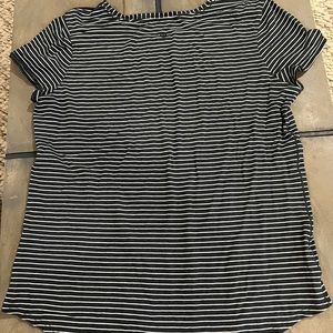 Lululemon stripped tshirt